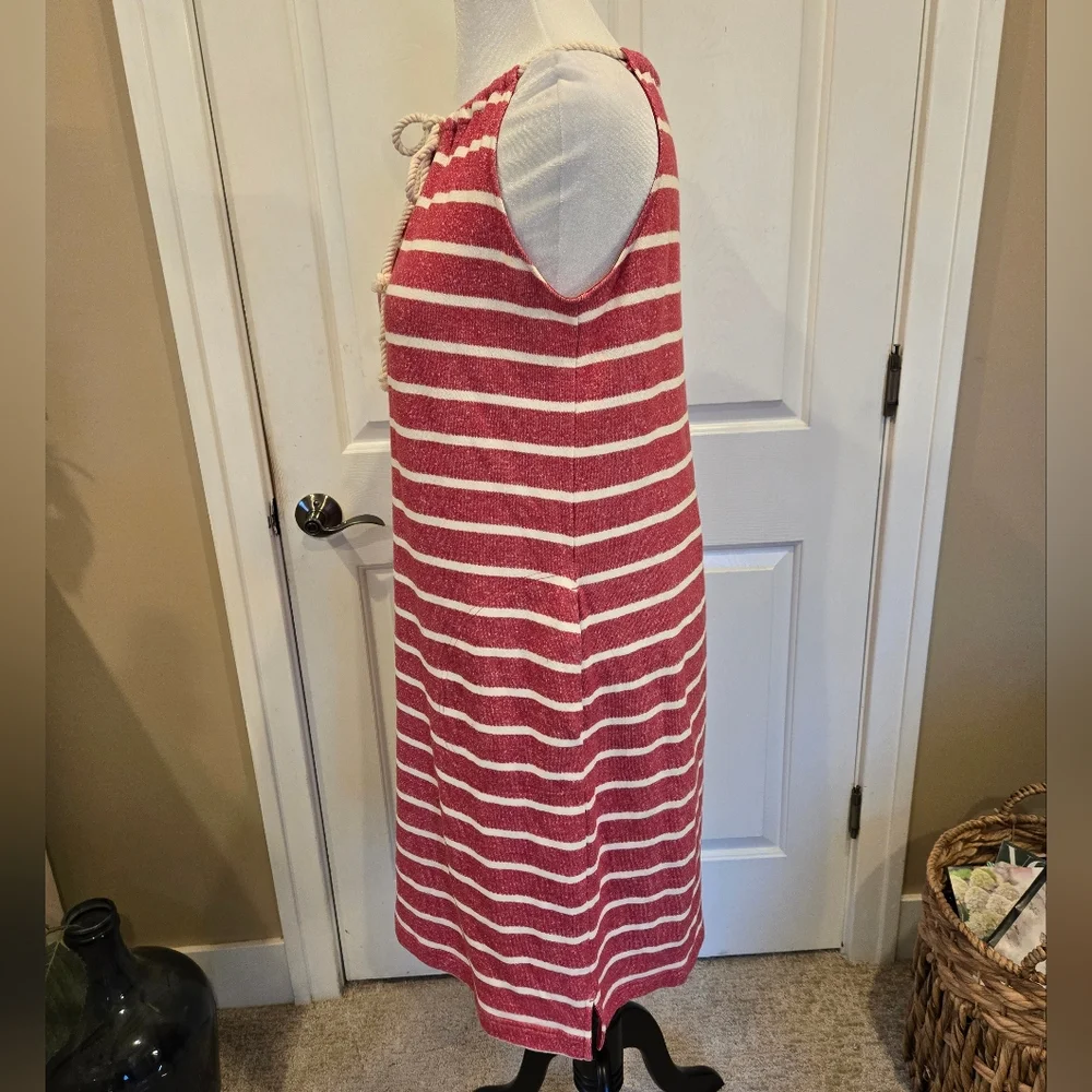 Red and White Striped Sleeveless Terry Cloth Dress - Picture 5 of 9